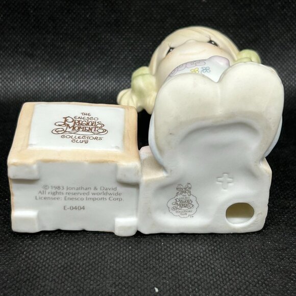 Precious Moments Collectors Club “Dues” figurine - Picture 3 of 3